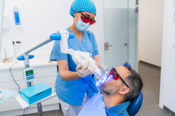 Best Cracked Tooth Emergency Dentist  in Brooktrails, CA